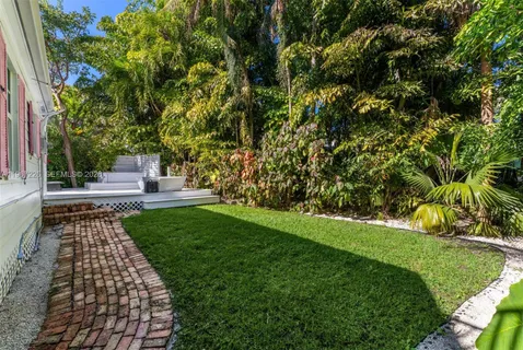 $1,890,000 | 3951 Park Drive, Miami, FL 33133