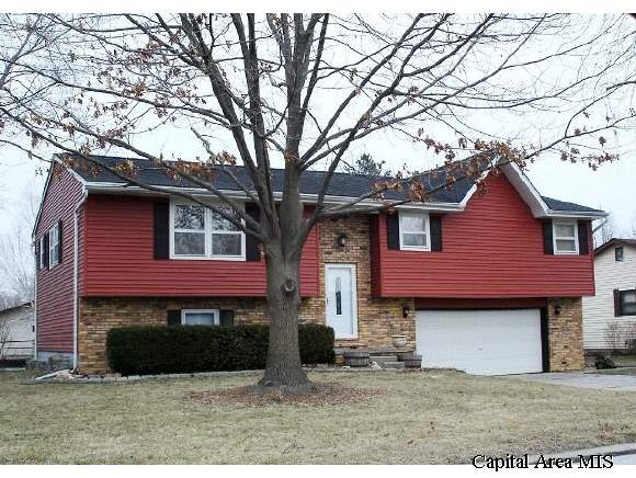 603 Deerfield Road Chatham, IL 62629 - Photo 1 of 8 Gallery Image 1