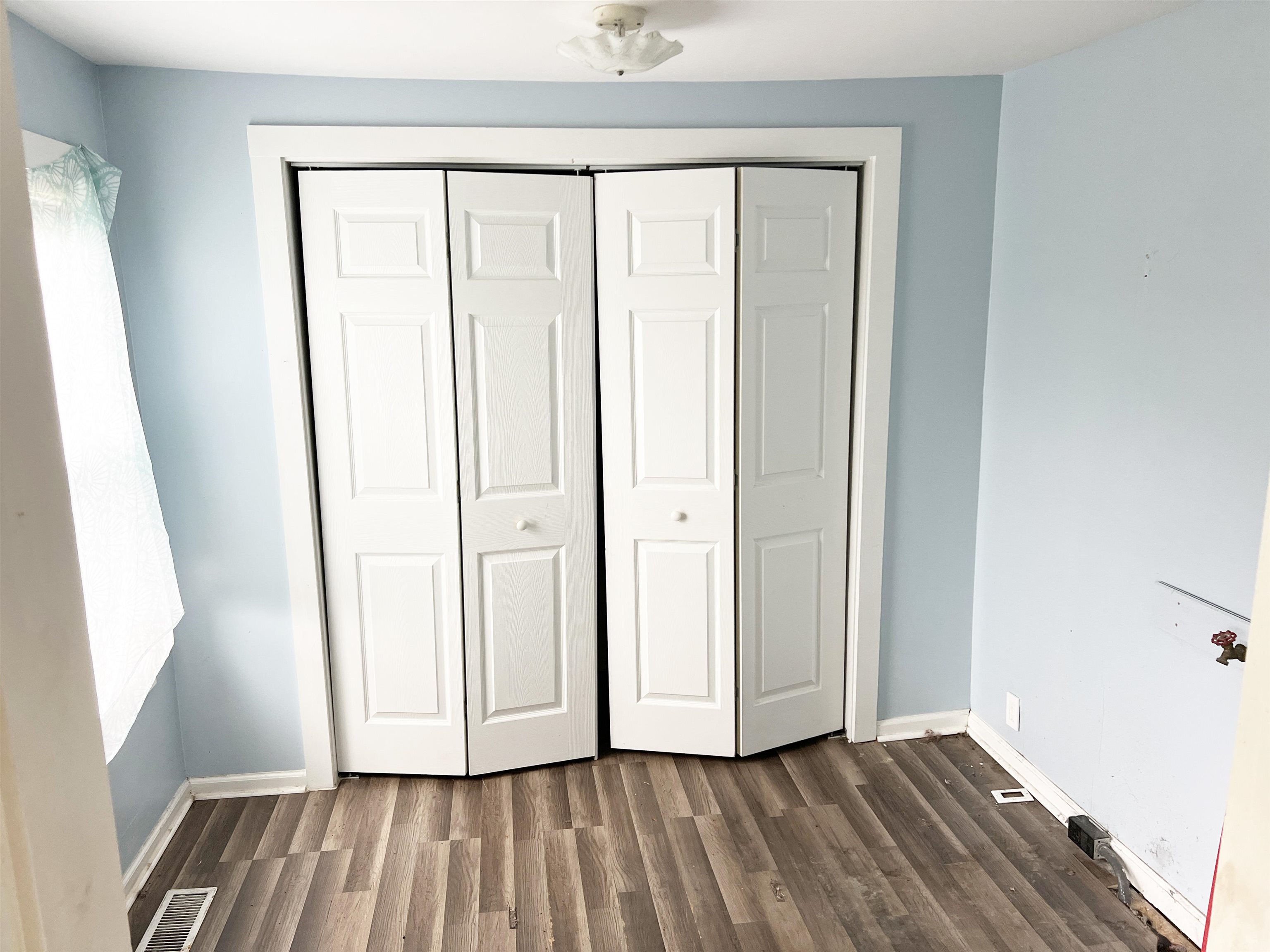 209 North Howard Avenue Landrum, SC 29356 - Photo 15 of 16