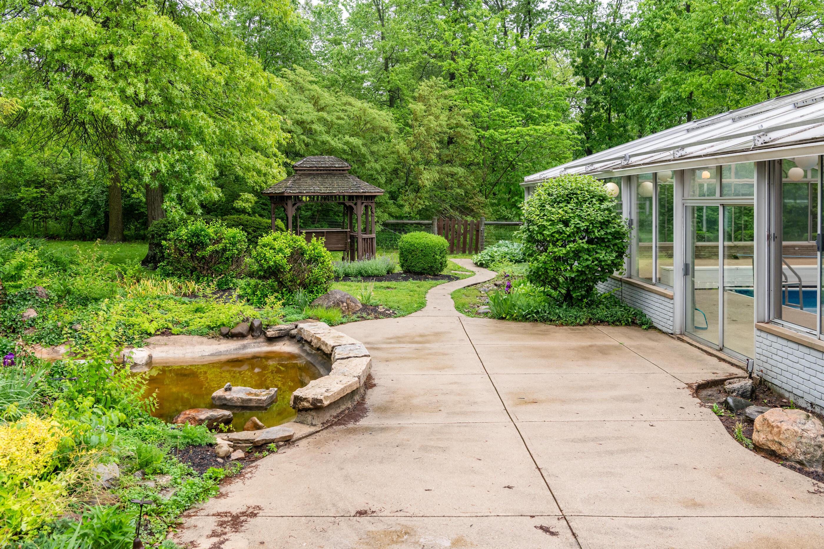 1625 Rustic Ridge Road Urbana, OH 43078 - Photo 10 of 67 Patio Area