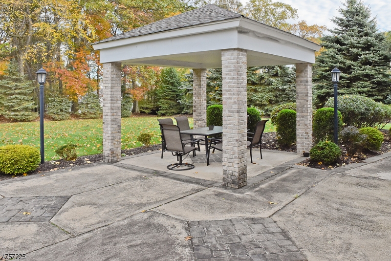 4 Cedar Gate Road Denville, NJ 07834 - Photo 23 of 25