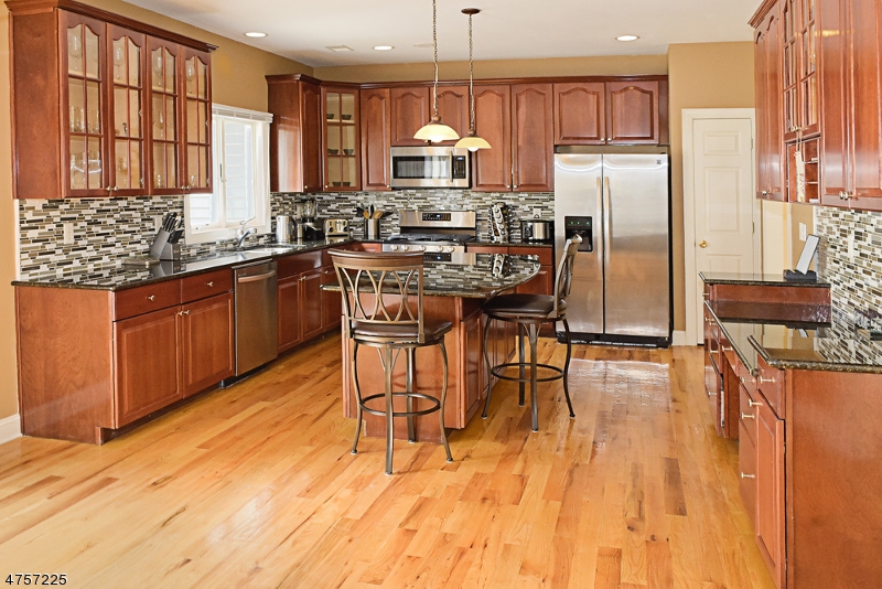 4 Cedar Gate Road Denville, NJ 07834 - Photo 5 of 25