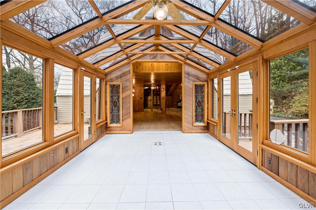 3595 Oak Ridge Drive Slatington, PA 18080 - Photo 2 of 20 Spectacular Sunroom