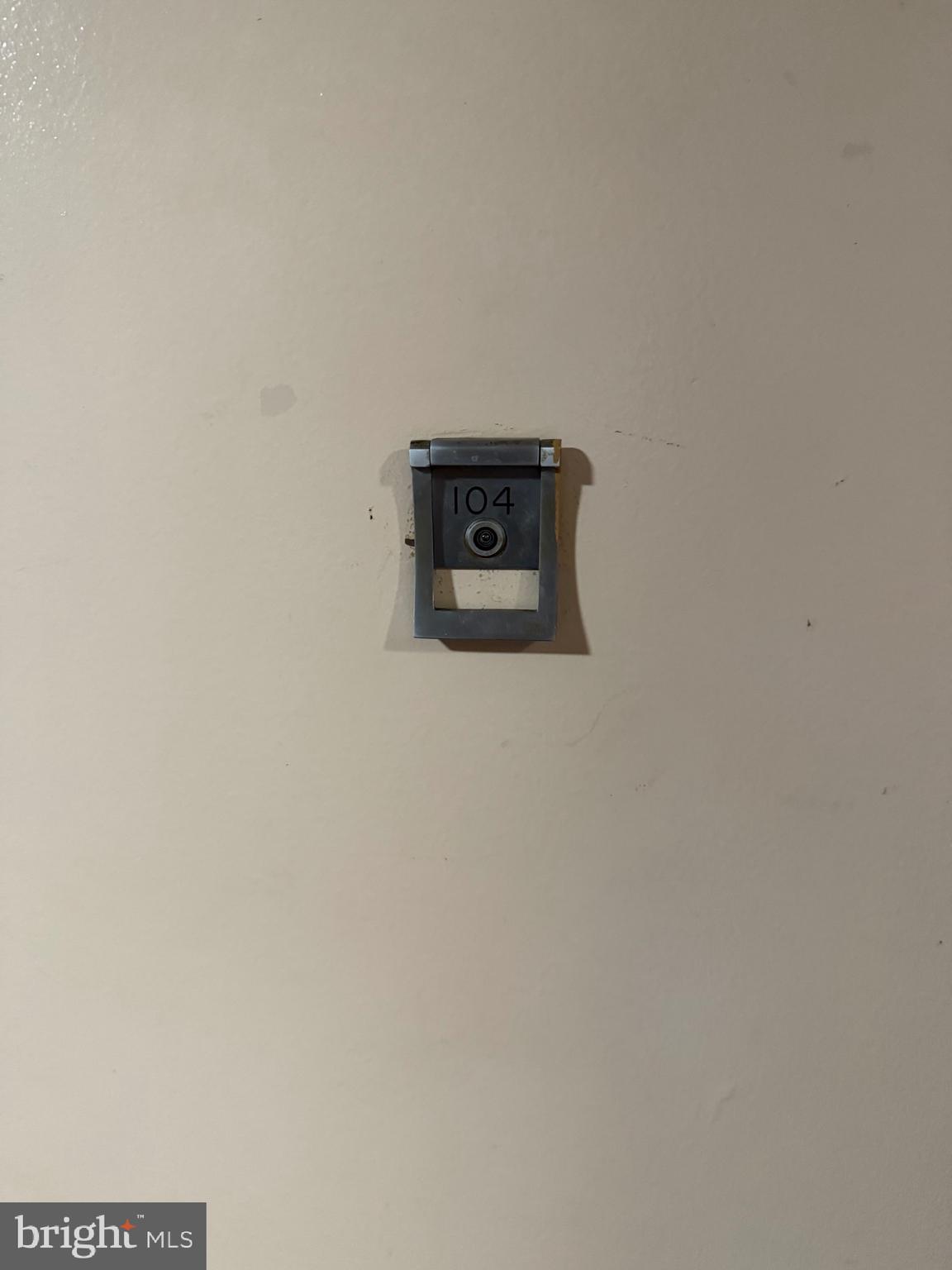 531 Florida Avenue, Unit 104 Herndon, VA 20170 - Photo 17 of 46 a view of entryway