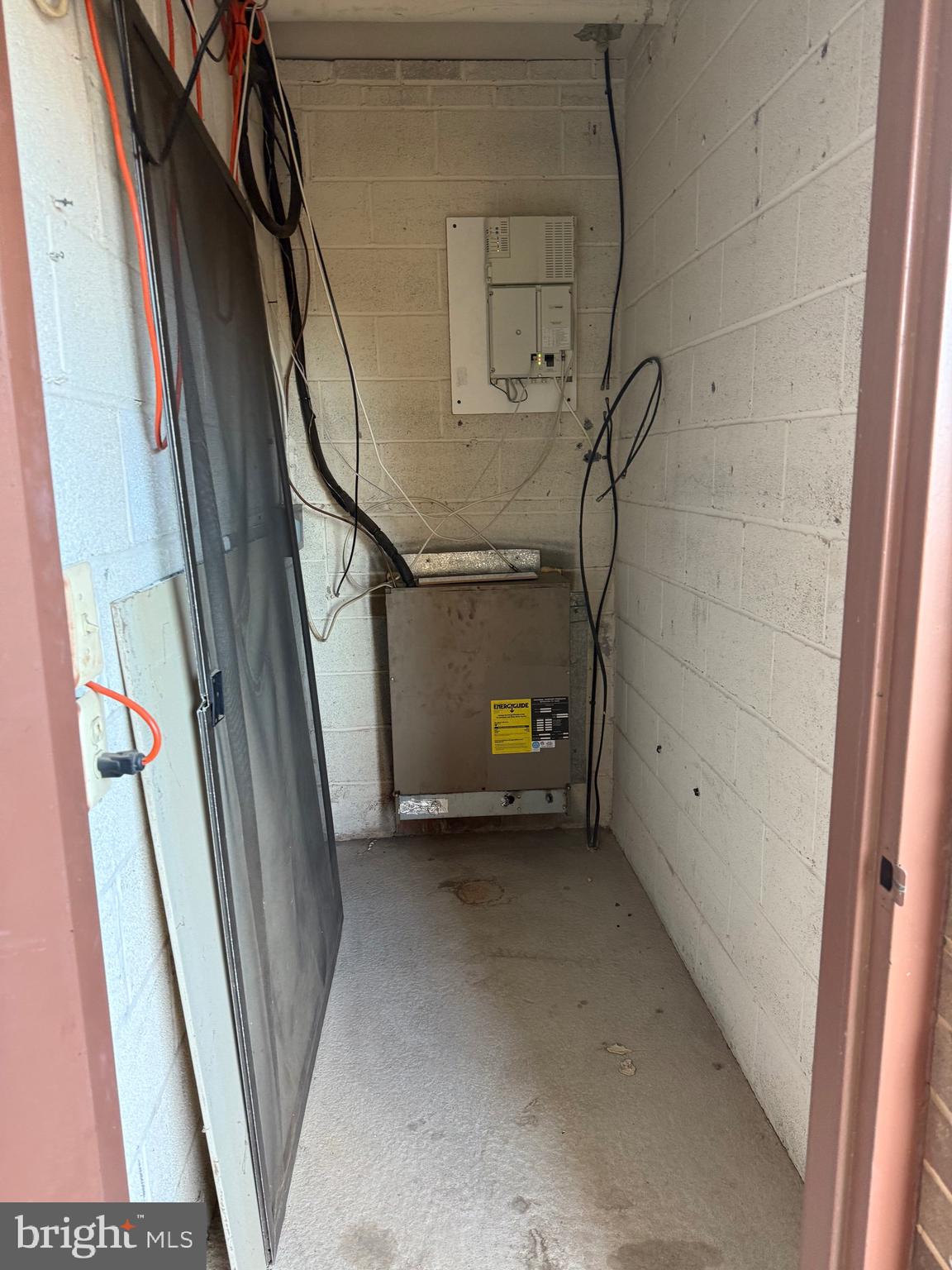 531 Florida Avenue, Unit 104 Herndon, VA 20170 - Photo 45 of 46 a view of an empty room with stairs