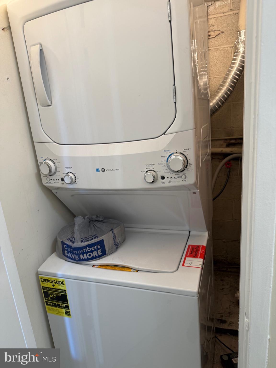 531 Florida Avenue, Unit 104 Herndon, VA 20170 - Photo 10 of 46 a utility room with dryer and washer
