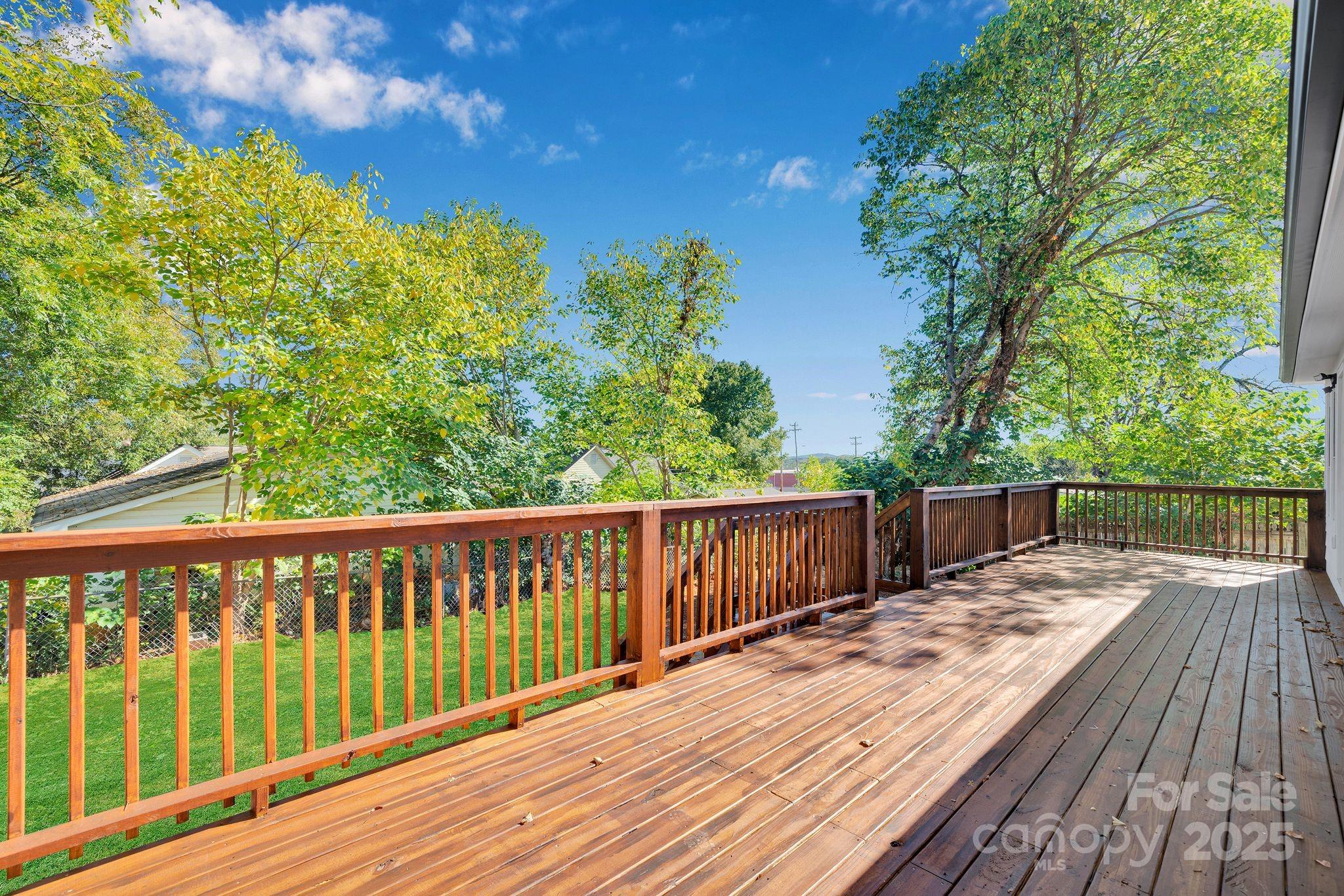 808 3rd Street Kings Mountain, NC 28086 - Photo 27 of 30 a view of balcony with wooden floor and fence