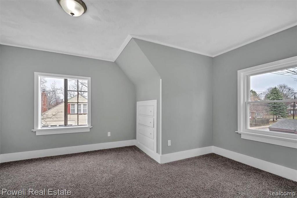 221 Chippewa Road Pontiac, MI 48341 - Photo 24 of 27
