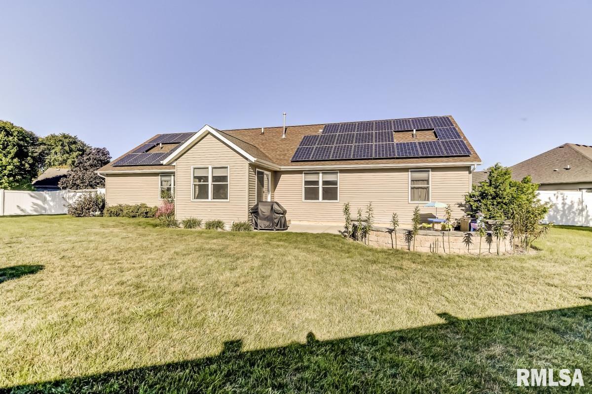 404 Sawmill Court Rochester, IL 62563 - Photo 34 of 36