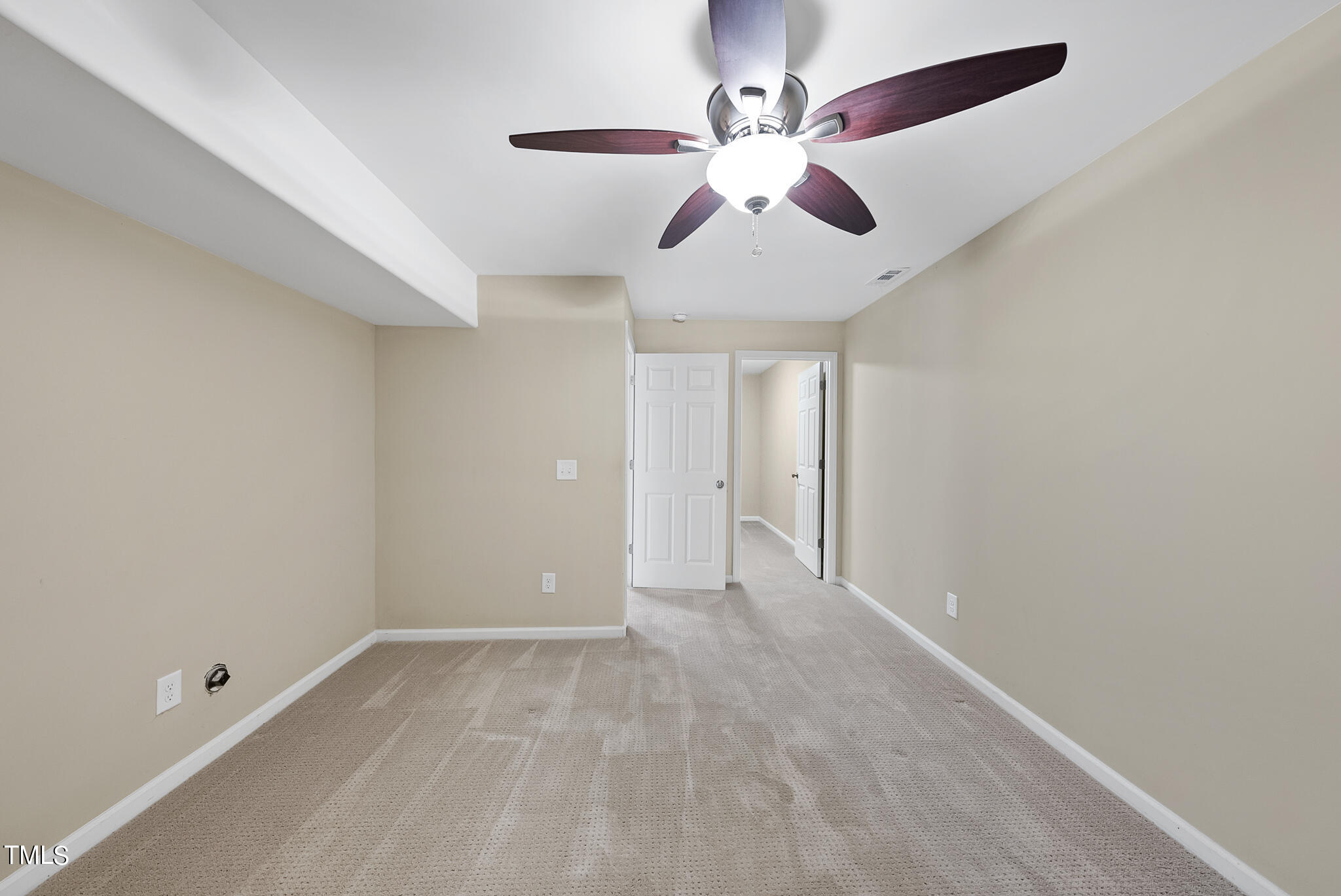 8005 Hollander Place Raleigh, NC 27606 - Photo 17 of 37 DSC09481