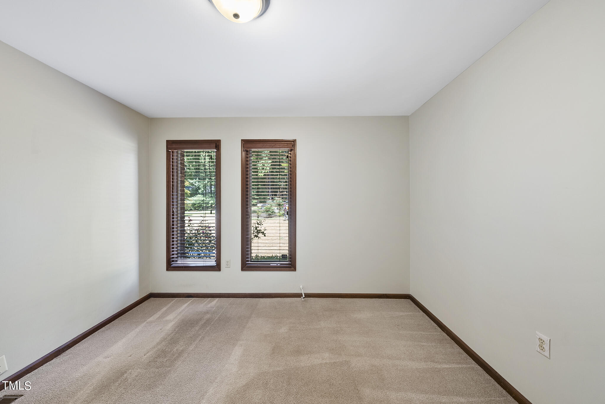 8005 Hollander Place Raleigh, NC 27606 - Photo 19 of 37 DSC09553