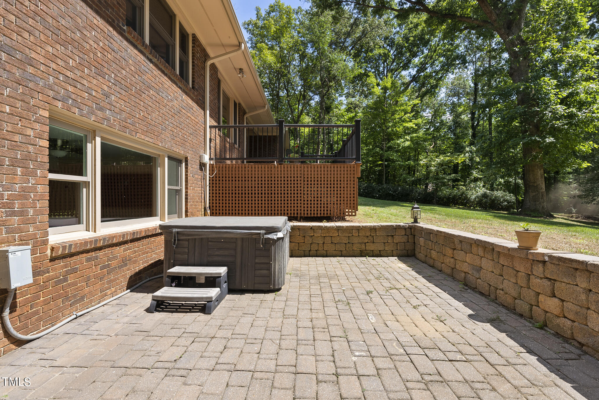 8005 Hollander Place Raleigh, NC 27606 - Photo 33 of 37 DSC09583