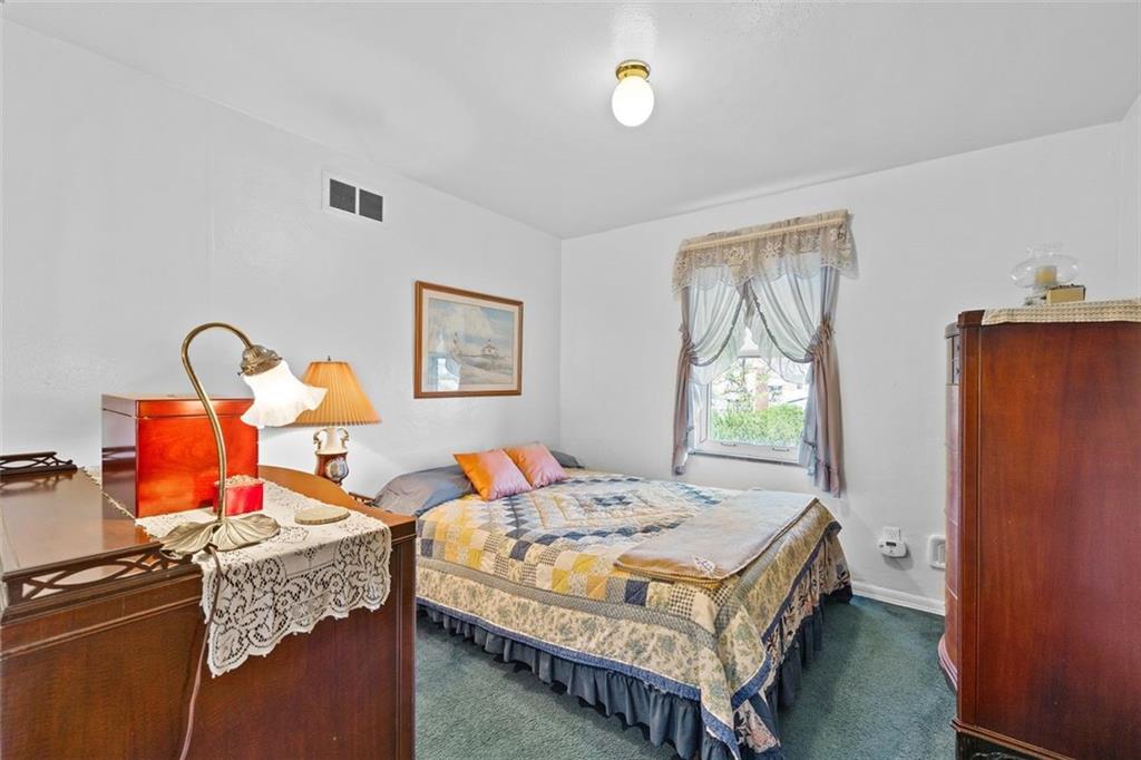 4324 Glen Lytle Road Pittsburgh, PA 15217 - Photo 14 of 24 Gallery Image 14