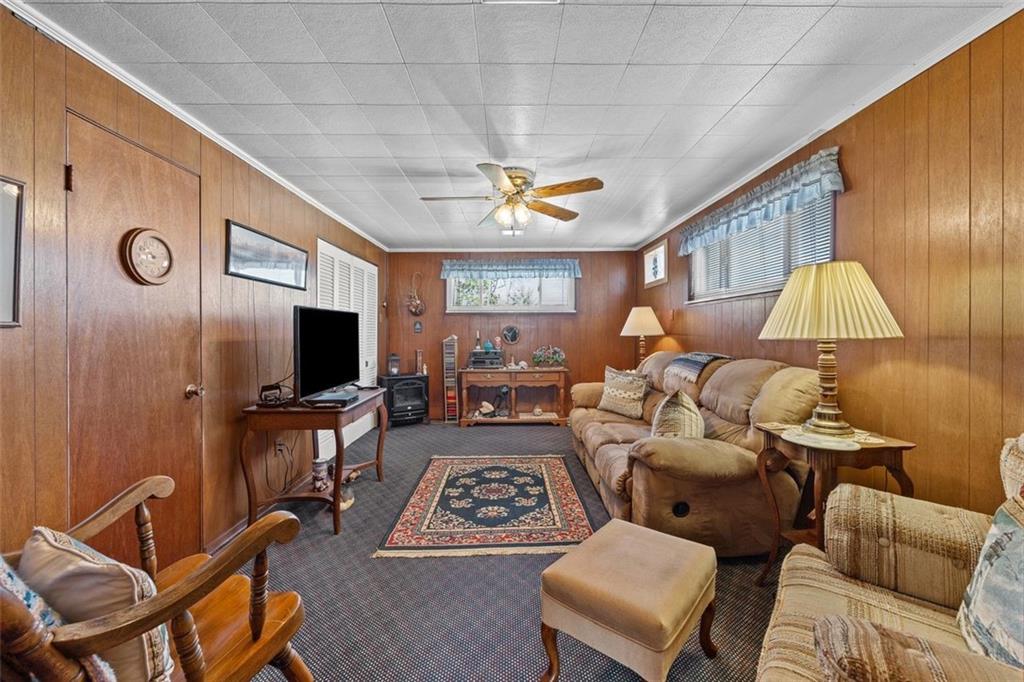 4324 Glen Lytle Road Pittsburgh, PA 15217 - Photo 8 of 24 Gallery Image 8