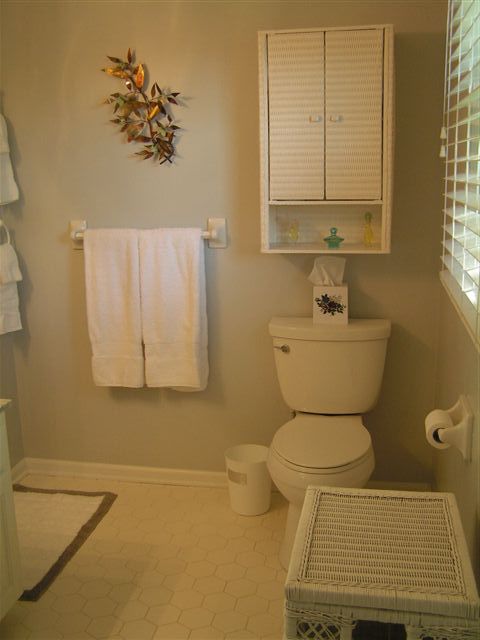 6713 Stonington Road Roanoke, VA 24019 - Photo 24 of 32 Bathroom
