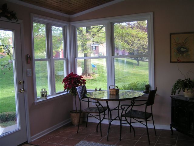 Eat-in Kitchen
