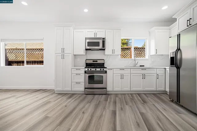 $2,800 | 18 Del Sol Court, Petaluma, CA 94954