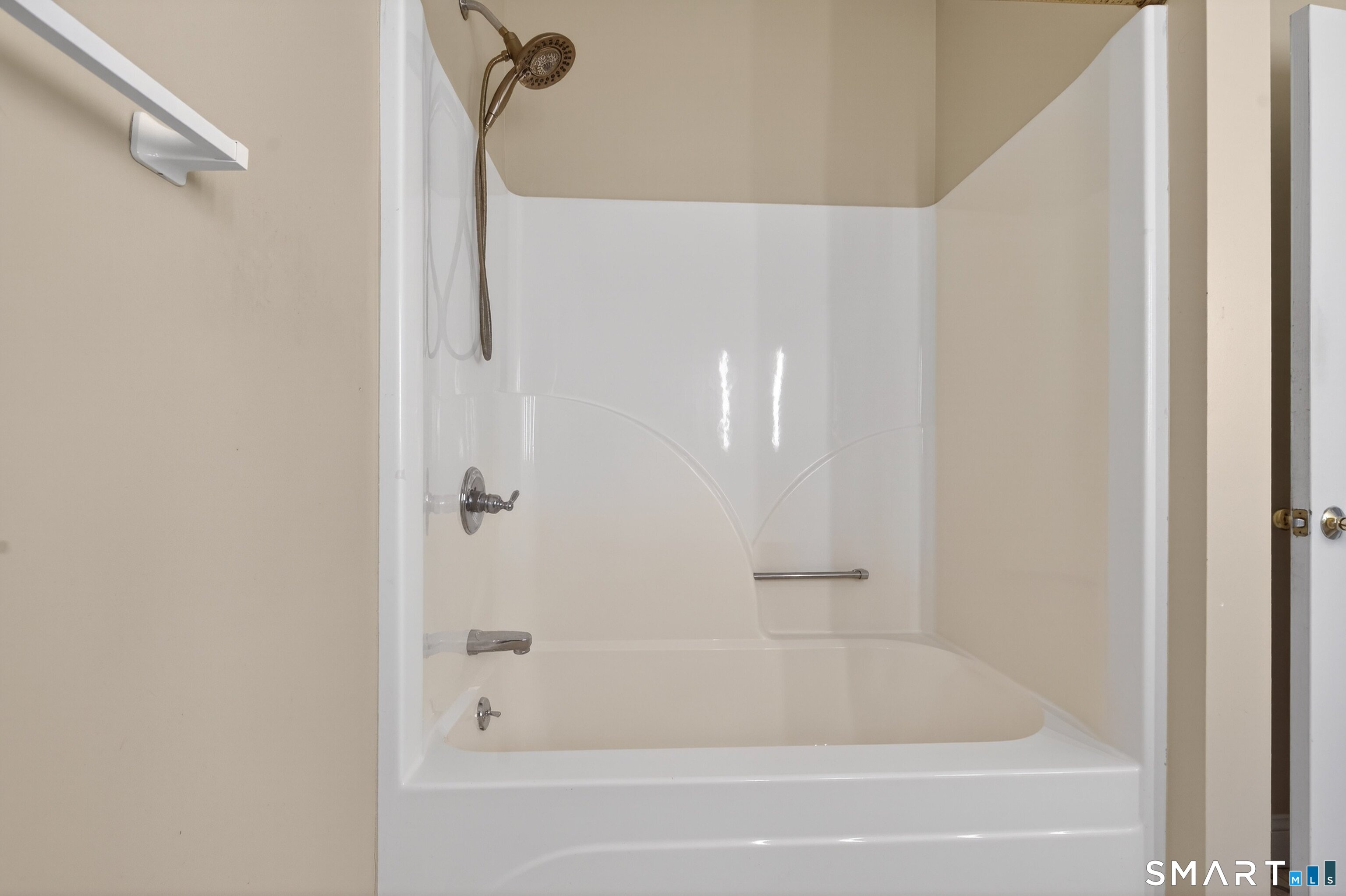 724 Strong Road South Windsor, CT 06074 - Photo 9 of 39 a bathroom with a bathtub