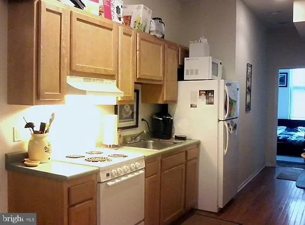 $2,150 | 1531 Poplar Street, Unit 1, Philadelphia, PA 19130