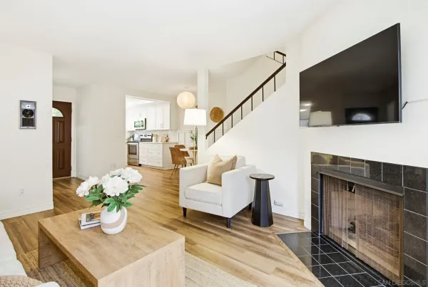 $1,074,900 | 1828 Diamond Street, Unit 3, San Diego, CA 92109