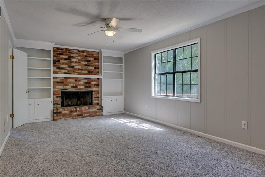 4162 Arlington Road Evans, GA 30809 - Photo 15 of 33 FAMILY ROOM W/WOOD BURNING FP