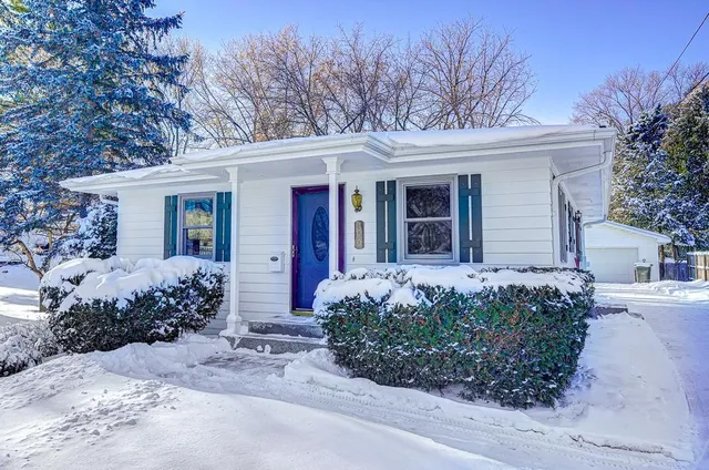 $345,000 | 850 Martha Street, Stillwater, MN 55082