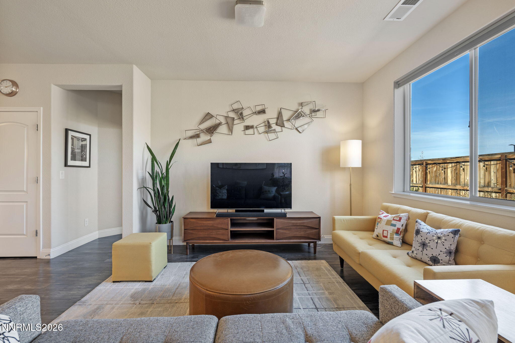 2013 Harmony Valley Drive Reno, NV 89521 - Photo 7 of 42 14-web-or-mls-DSC00393