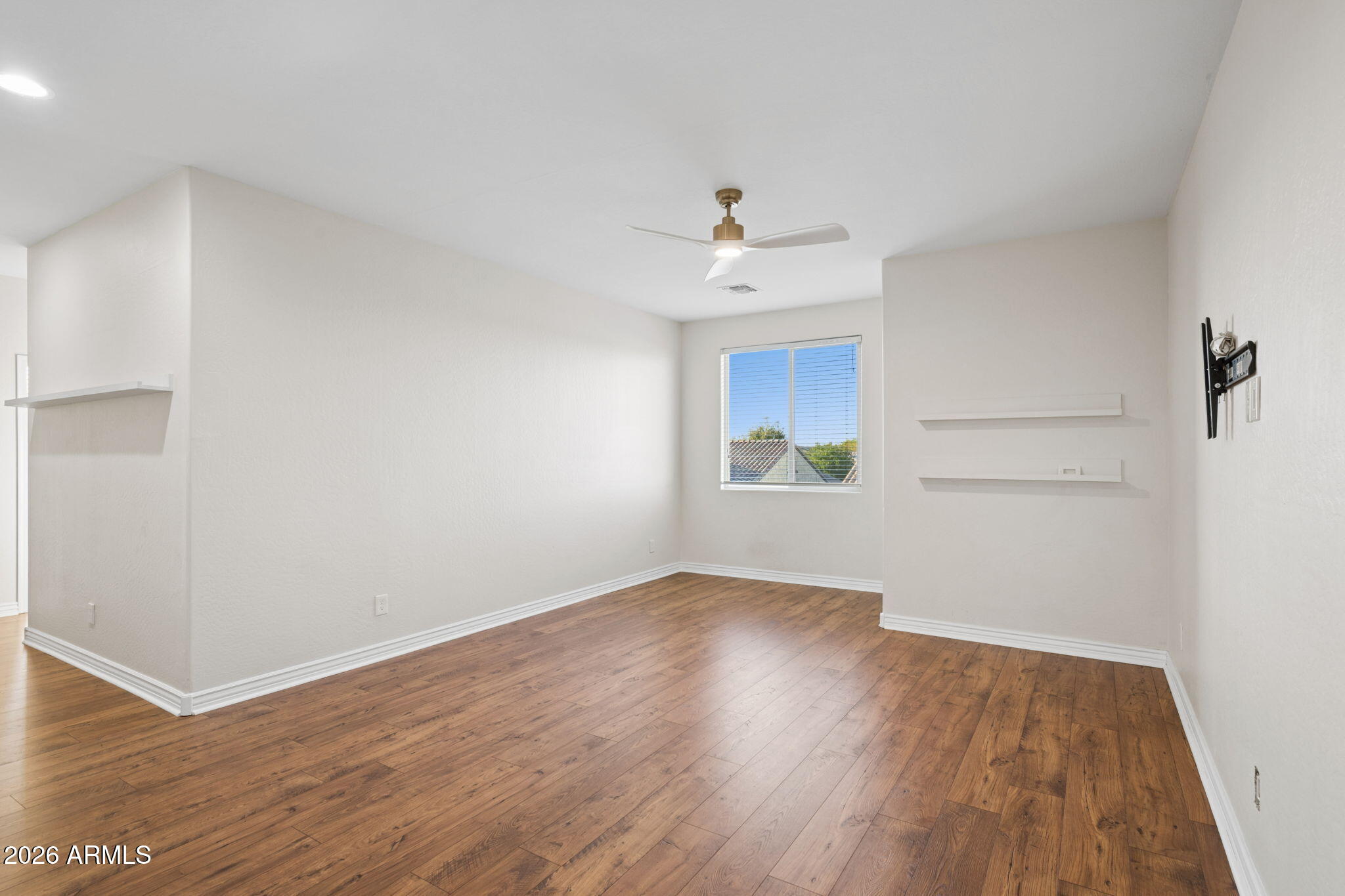 20252 East Quintero Road Queen Creek, AZ 85142 - Photo 5 of 34 Spacious Upstairs Loft