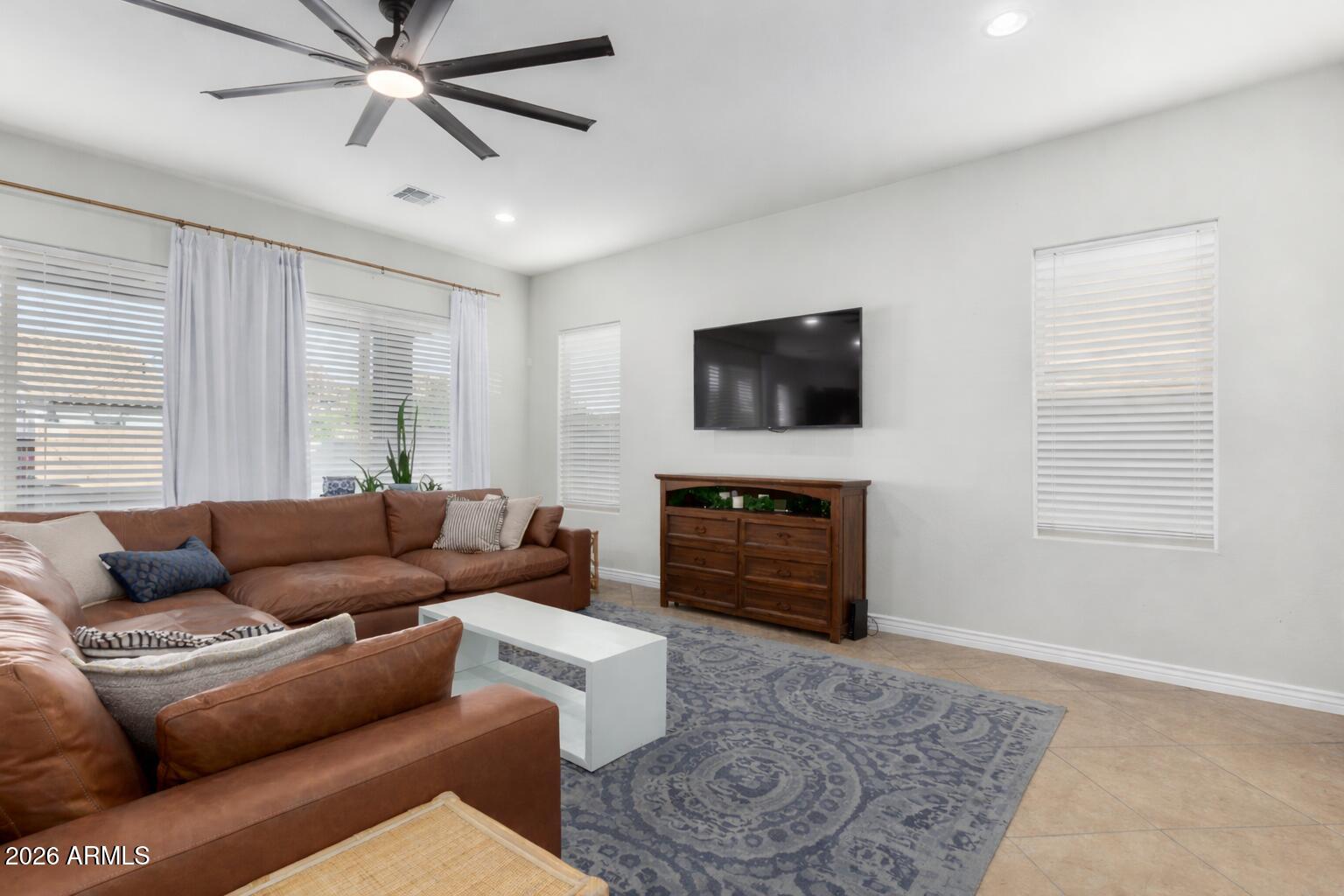 20252 East Quintero Road Queen Creek, AZ 85142 - Photo 6 of 34 Spacious Living Area