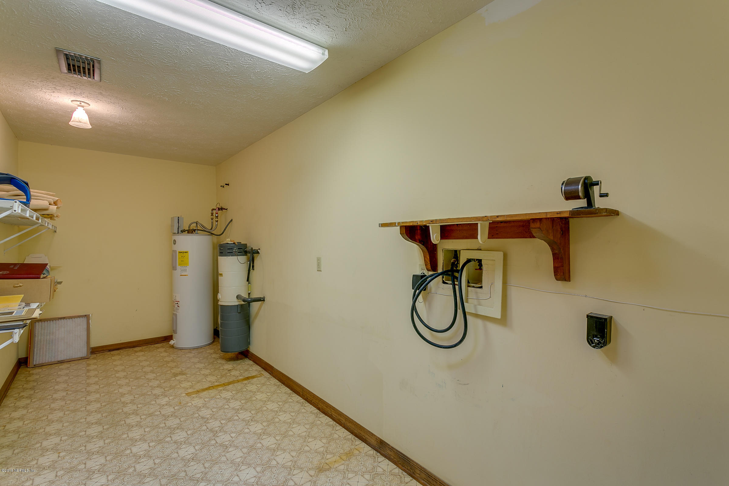 4935 Raggedy Point Road Fleming Island, FL 32003 - Photo 18 of 43 Laundry_Room