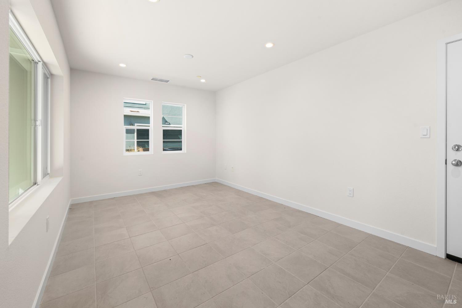 1448 Waterside Lane Rohnert Park, CA 94928 - Photo 11 of 35 an empty room with windows