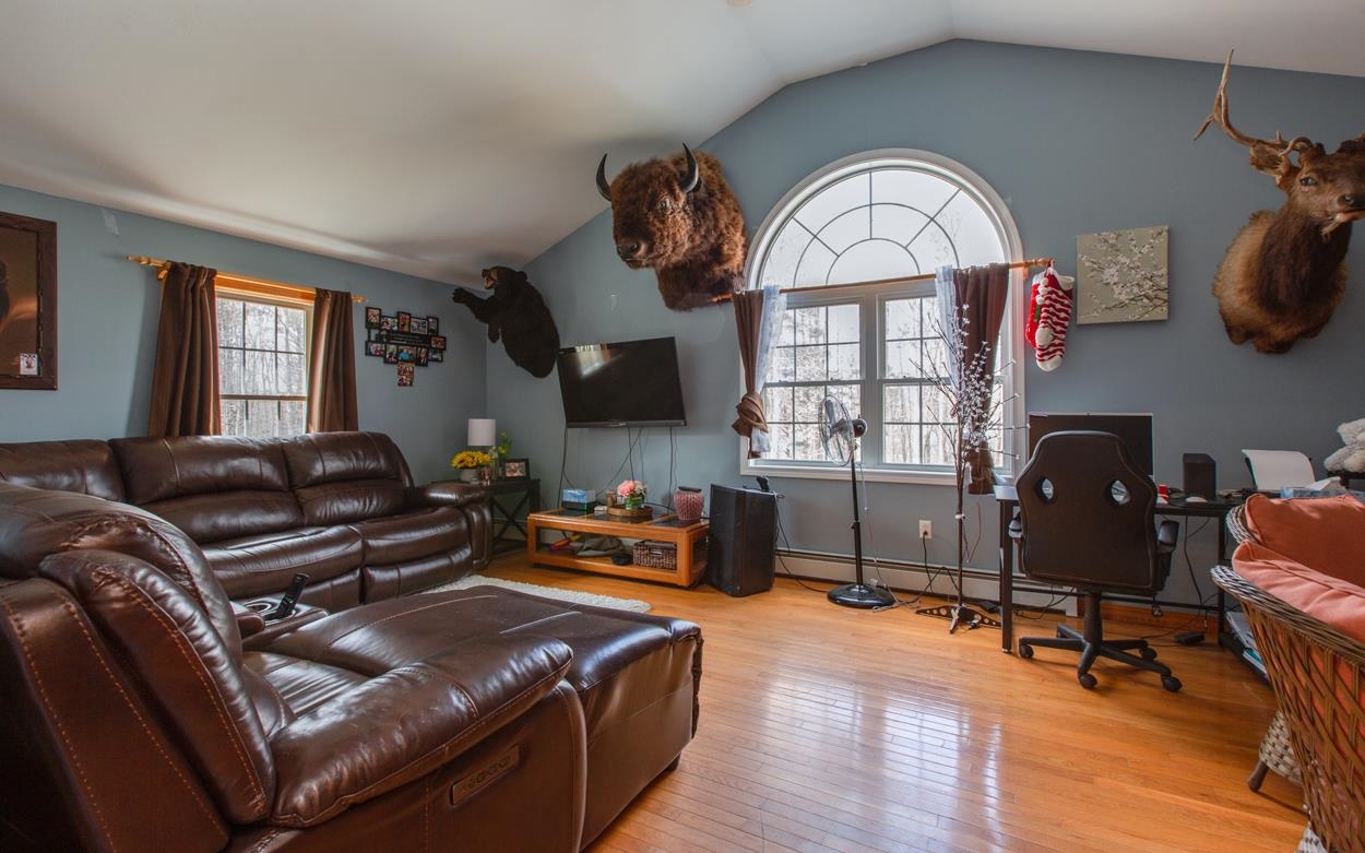 100 Stinson Road Goffstown, NH 03045 - Photo 17 of 37 Gallery Image 17