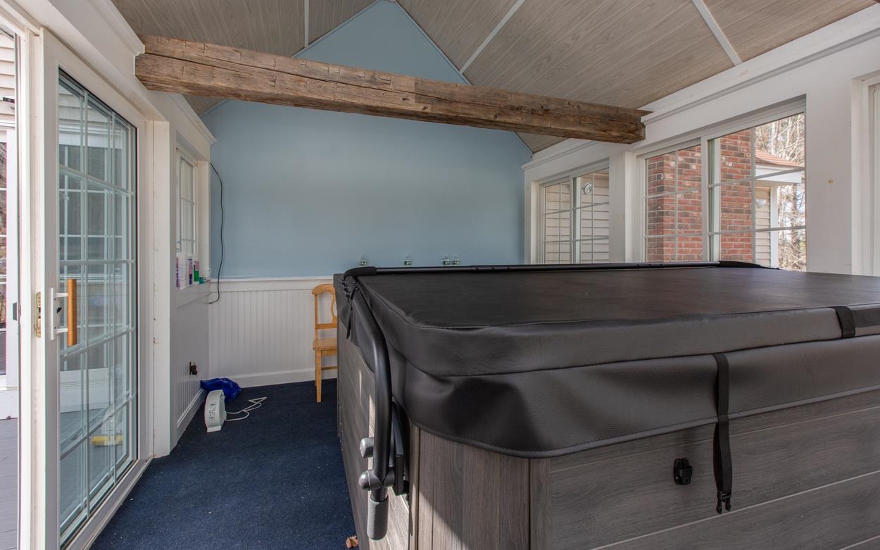 100 Stinson Road Goffstown, NH 03045 - Photo 31 of 37 Gallery Image 31
