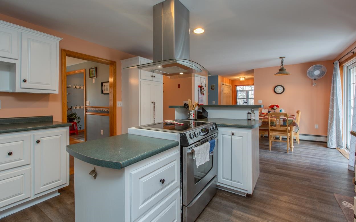 100 Stinson Road Goffstown, NH 03045 - Photo 8 of 37 Gallery Image 8