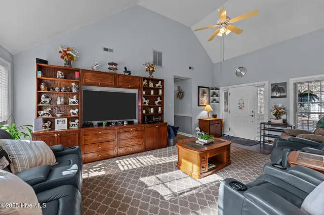 $524,900 | 106 Windlass Way, Aurora, NC 27806