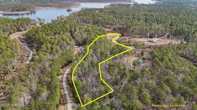 $524,900 | 106 Windlass Way, Aurora, NC 27806