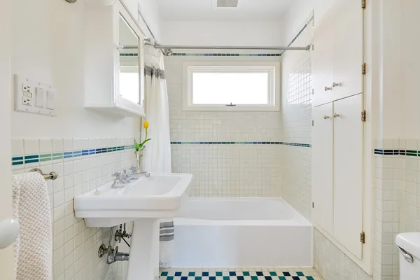 $1,699,000 | 20 Cameron Avenue, Somerville, MA 02144