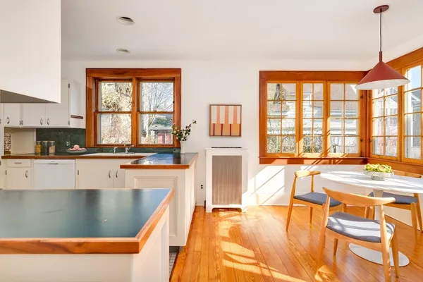 $1,699,000 | 20 Cameron Avenue, Somerville, MA 02144