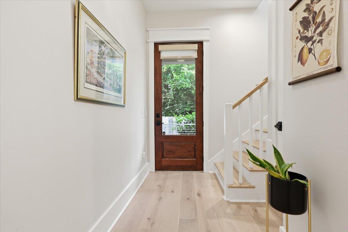 532 Fleming Road Charleston, SC 29412 - Photo 17 of 46 17-Rear Hallway