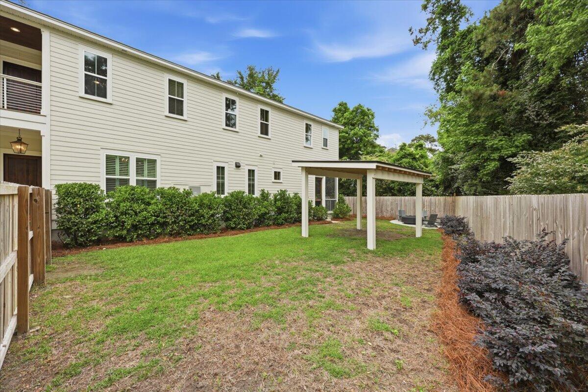 532 Fleming Road Charleston, SC 29412 - Photo 29 of 46 29-Yard w_ Pergola