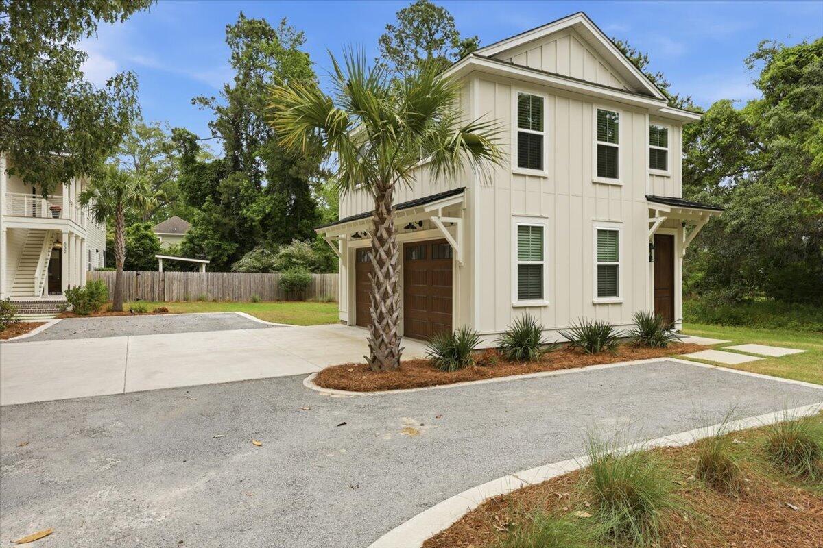 532 Fleming Road Charleston, SC 29412 - Photo 5 of 46 05-Driveway_Garage
