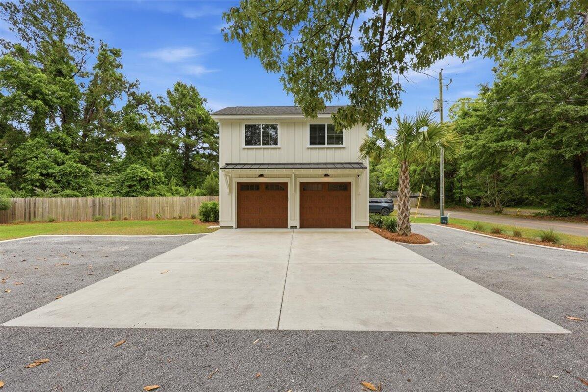 532 Fleming Road Charleston, SC 29412 - Photo 6 of 46 06-Driveway_Garage