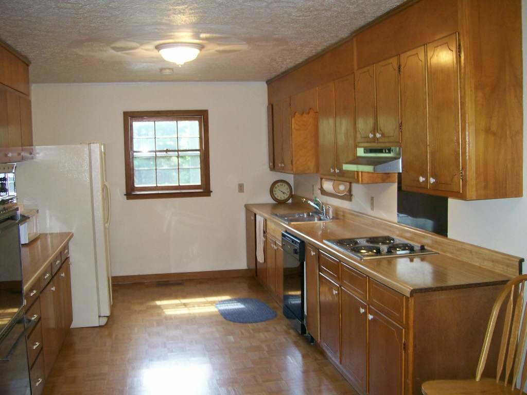 6150 Norris Run Road Blacksburg, VA 24060 - Photo 3 of 14 Kitchen