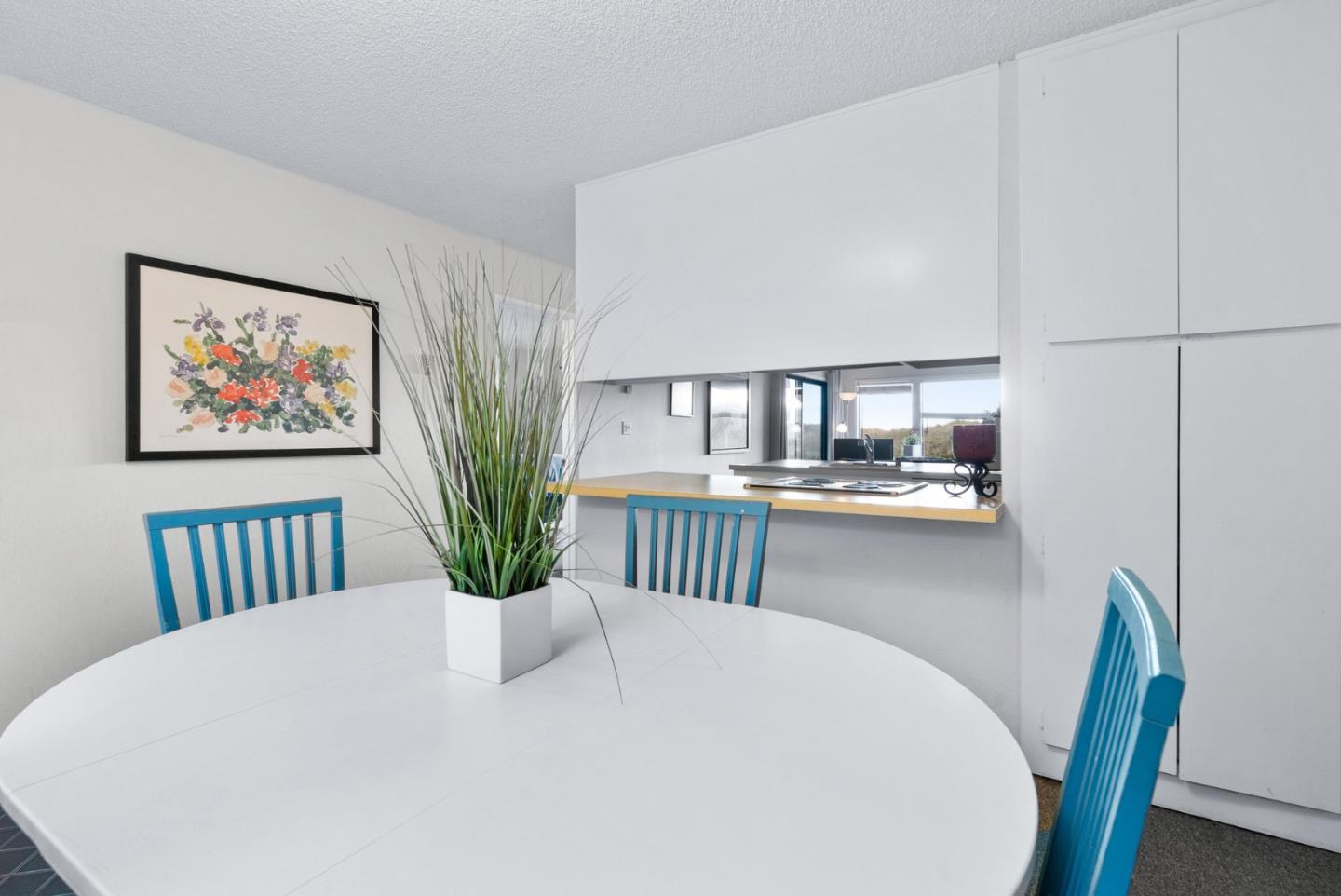 101 Shell Road, Unit 244 Watsonville, CA 95076 - Photo 12 of 32 a close view of dining table sitting chairs