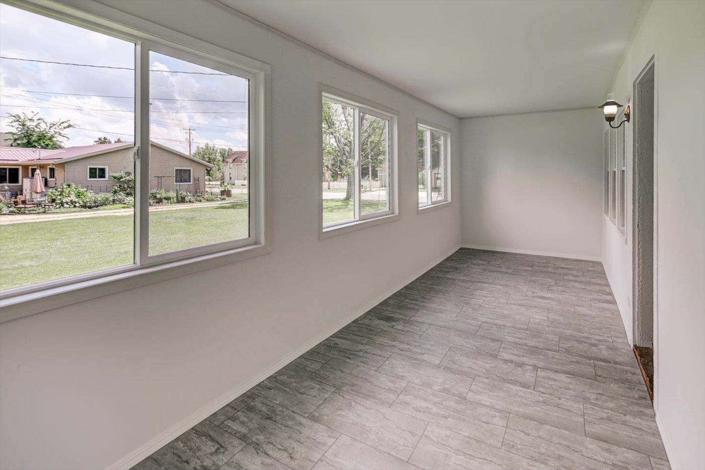 247 West Monroe Street Spring Green, WI 53588 - Photo 20 of 42