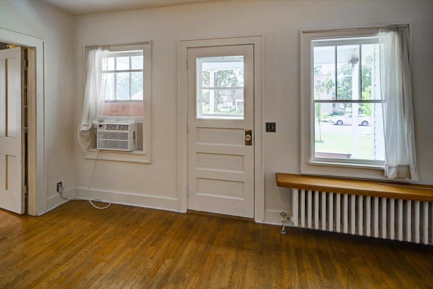 247 West Monroe Street Spring Green, WI 53588 - Photo 31 of 42