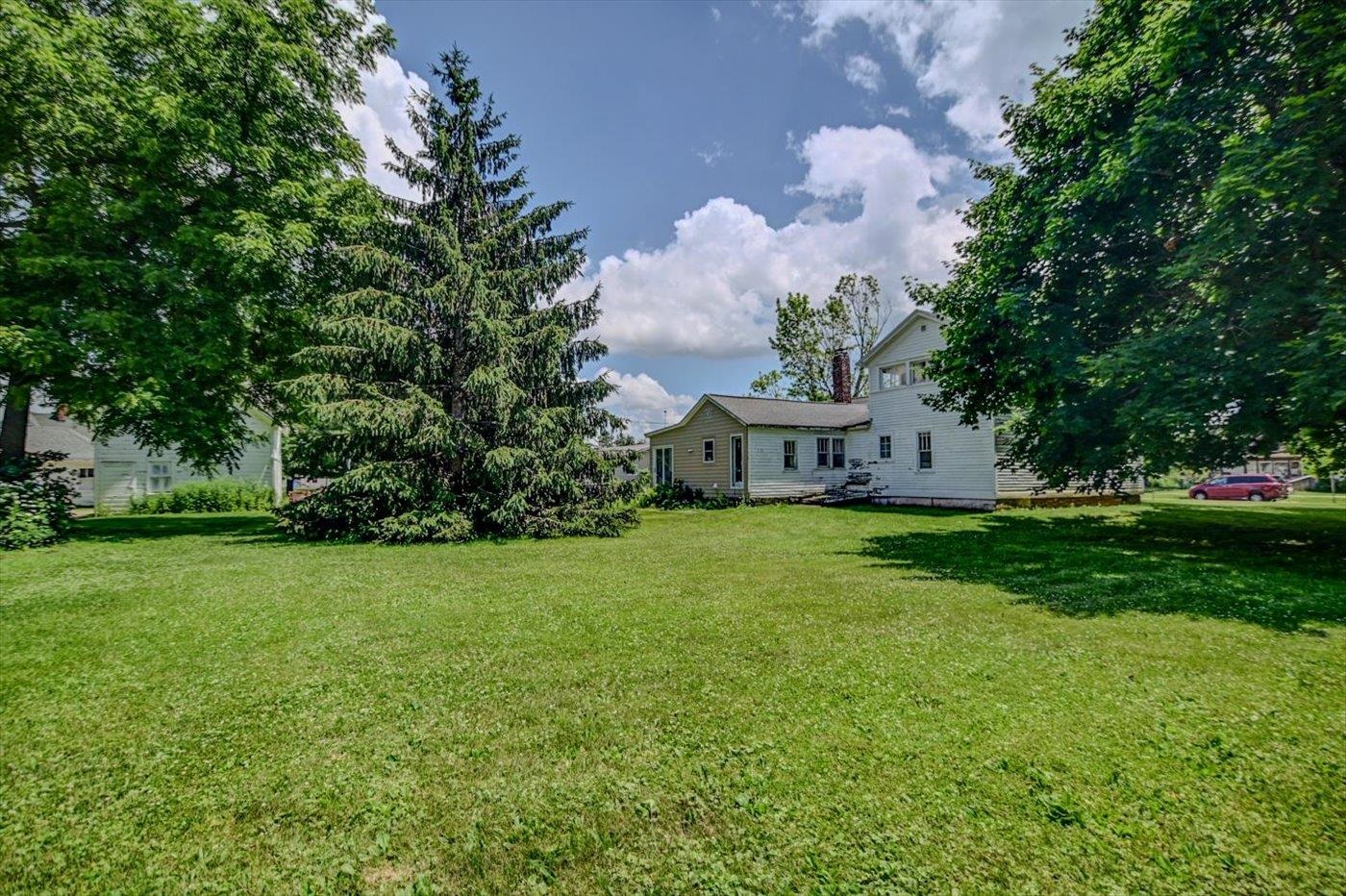 247 West Monroe Street Spring Green, WI 53588 - Photo 35 of 42