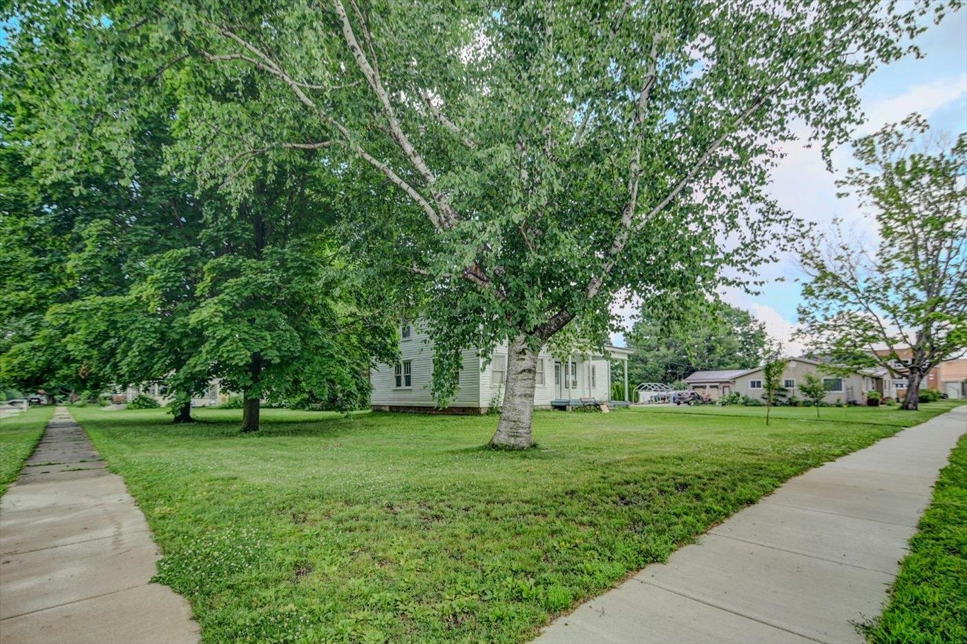 247 West Monroe Street Spring Green, WI 53588 - Photo 38 of 42