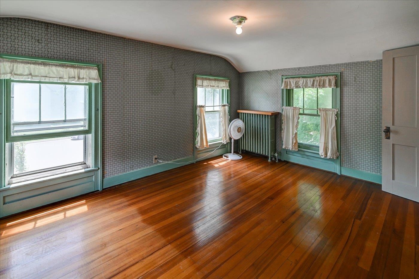 247 West Monroe Street Spring Green, WI 53588 - Photo 4 of 42