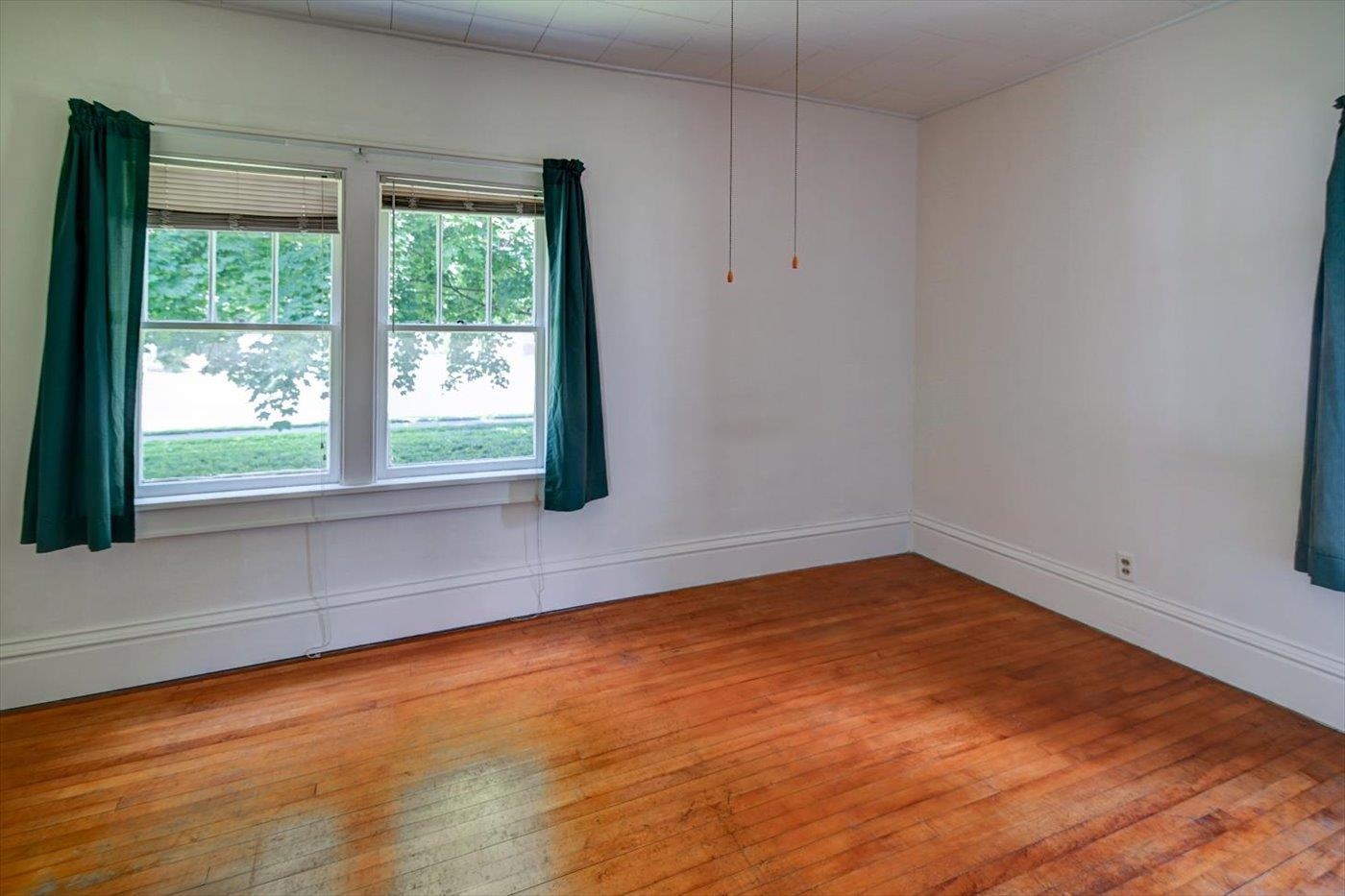 247 West Monroe Street Spring Green, WI 53588 - Photo 10 of 42